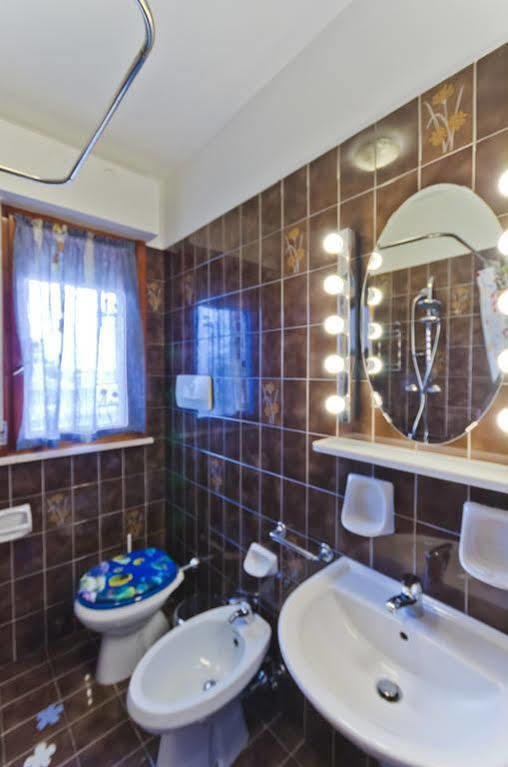 Residence Valbella บิบิโอเน ภายนอก รูปภาพ